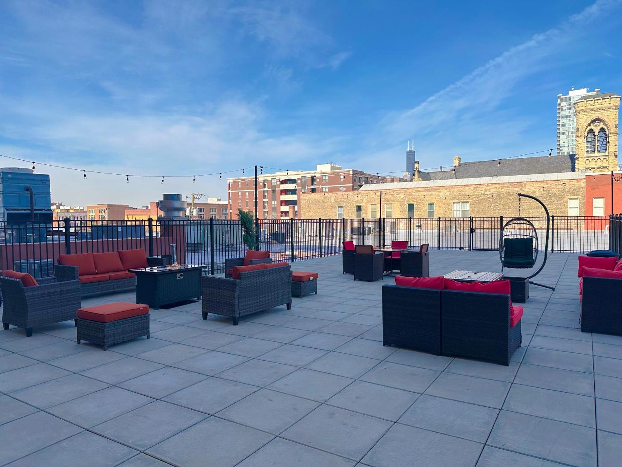 Mccormick Place Beautiful 2Br Apartment With Optional Parking Sleeps Up To 8 Near Soldier Field, Grant Park And Lakefront Trail Chicago Exteriör bild